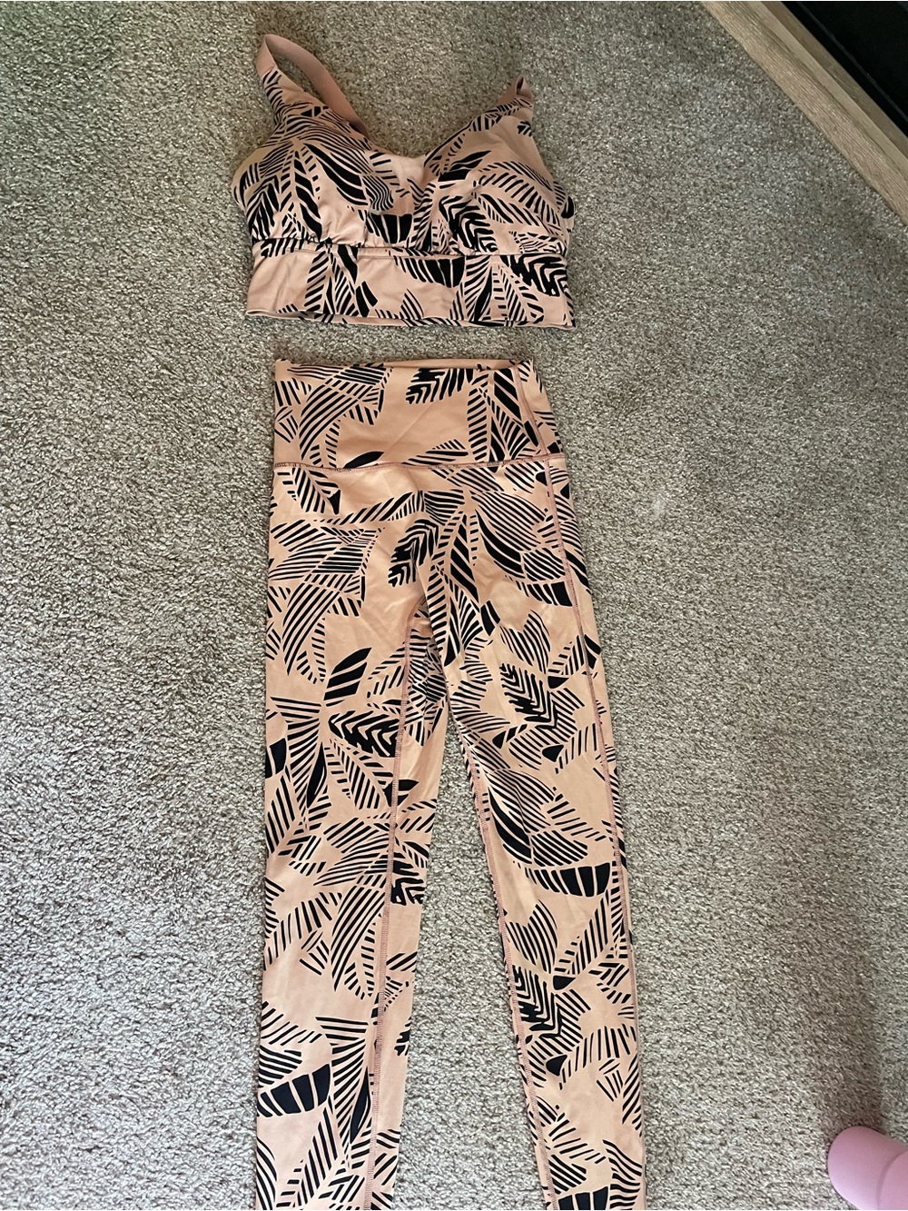 aerie Peach and Black Leaf-Print High-Waist Leggings & Cropped Tank Set